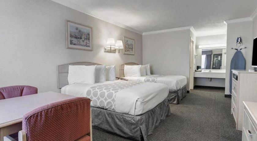 Econo Lodge Van Horn Buitenkant foto