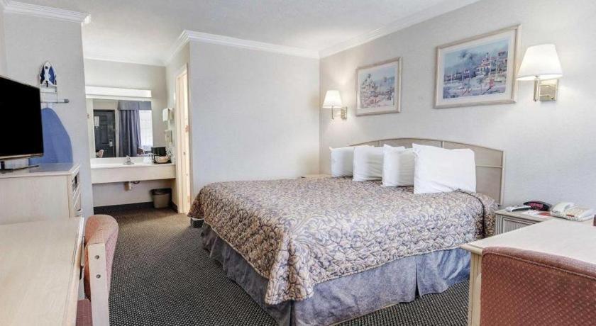 Econo Lodge Van Horn Buitenkant foto